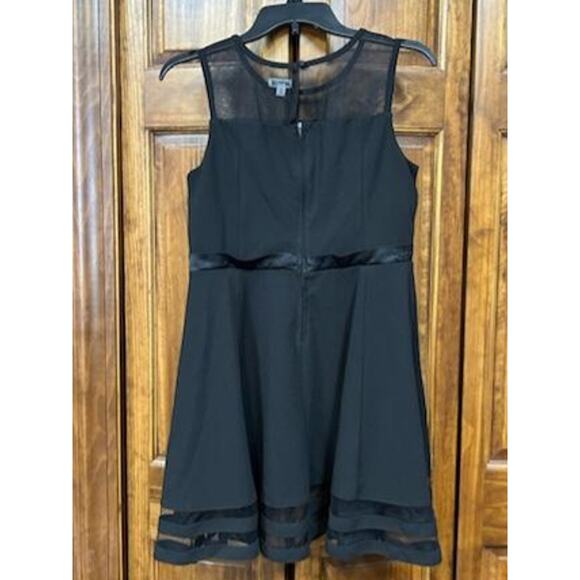 Ralph Lauren Girls size 16.5 Black Short Dress - Picture 2 of 5